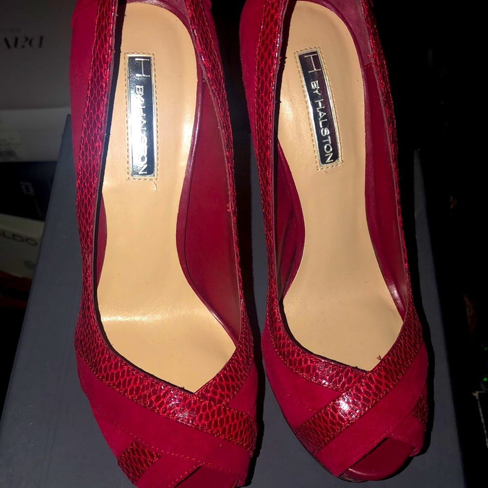 Sexy red suede high heels!